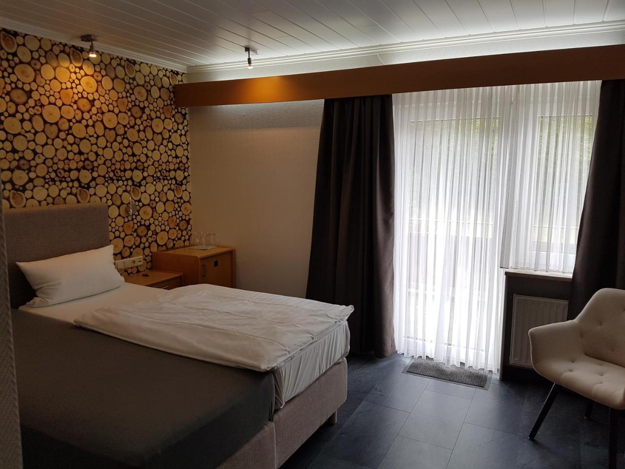 Waldhotel Kurfuerst Kaisersesch Экстерьер фото